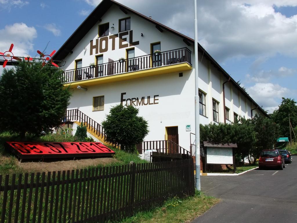 Hotel Formule 데친 외부 사진